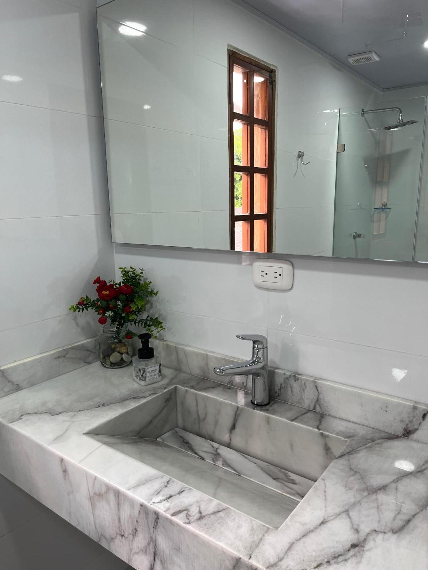 Albergue La 10B Cartagena Exterior foto